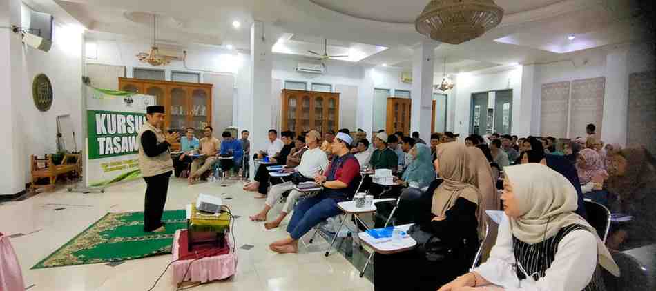 Keutamaan Mengadakan Kajian Rutin di Rumah
